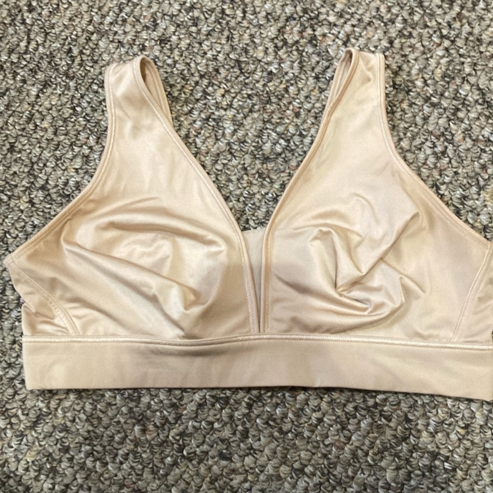 Jockey XXL style 2997/7510 beige comfy bra with comfort band.